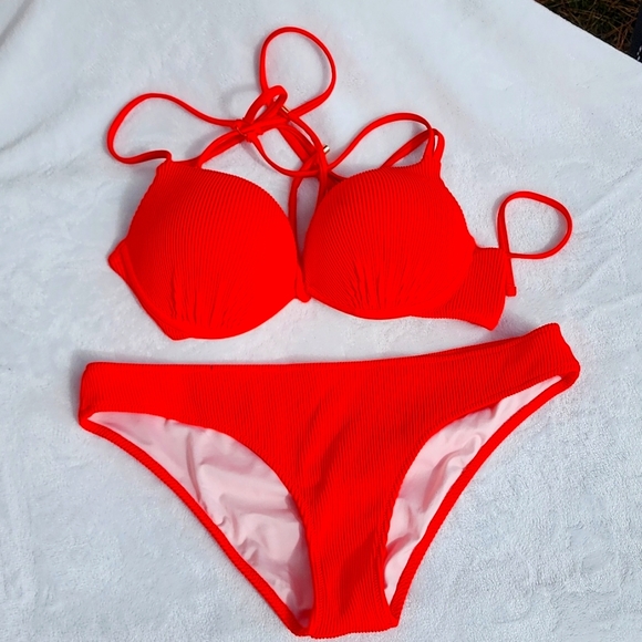 Swim - Picture 1 of 2